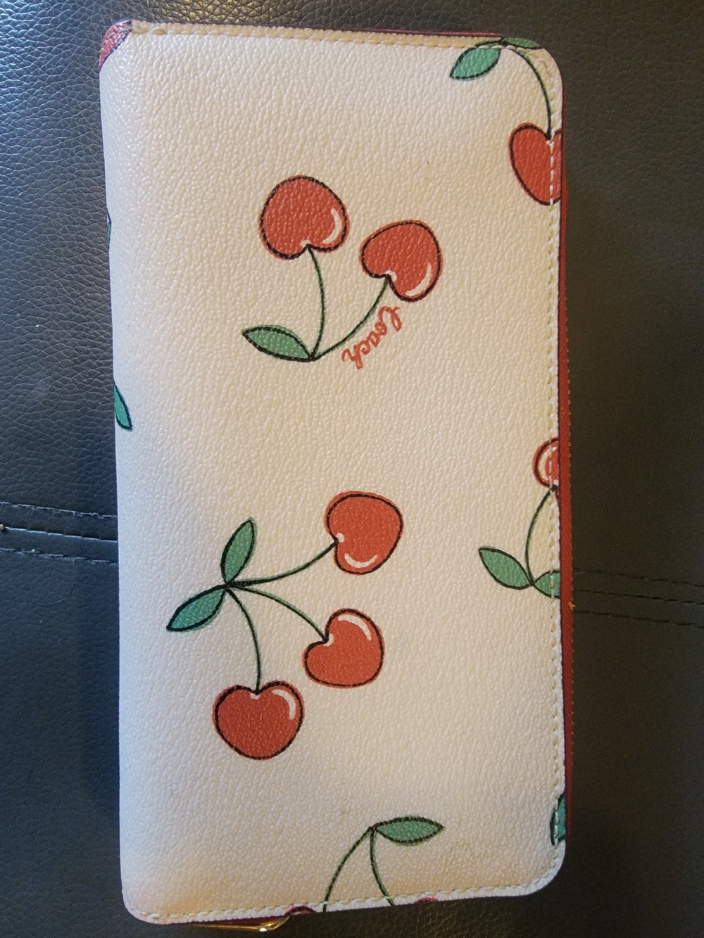 Large Coach Cherry Print White Wallet - Picture 2 of 4